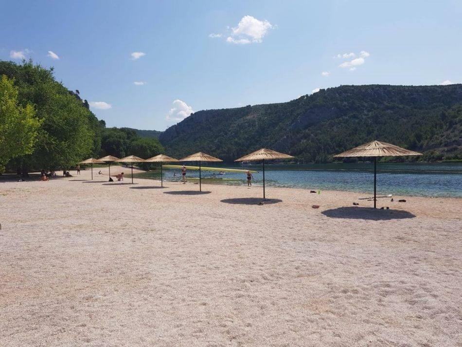 Rokovaca Daire Skradin Dış mekan fotoğraf